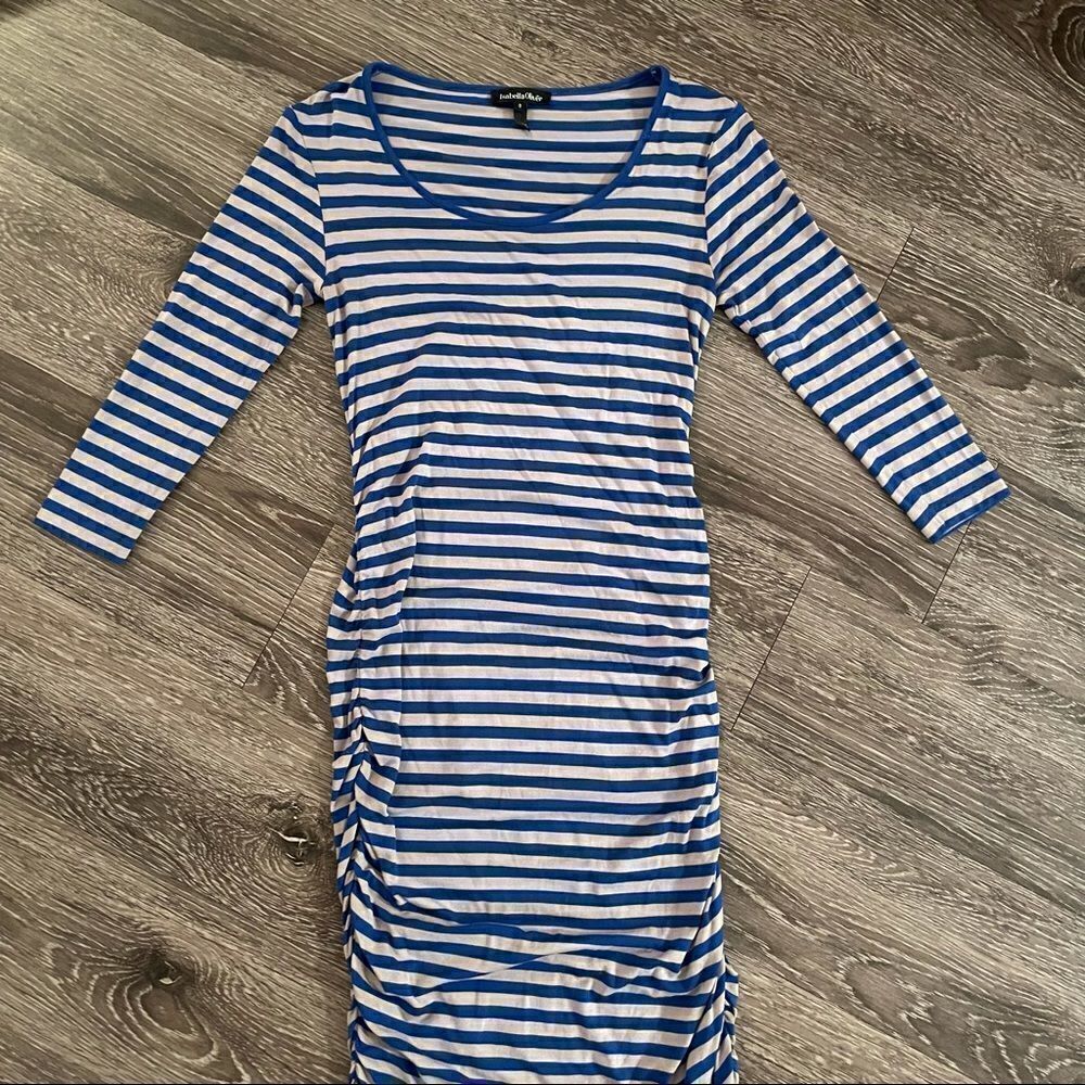 Isabella Oliver long sleeve maxi maternity dress - Picture 3 of 6